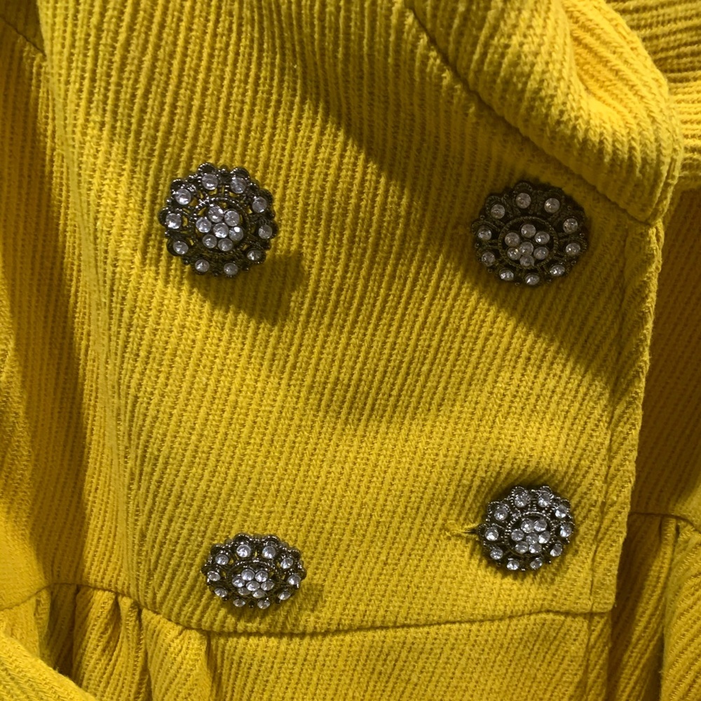 Yellow Vintage Coat (L) - Picture 3 of 5